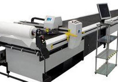 03_格柏科技全新推出皮革裁剪系統(tǒng)打孔機(jī)器