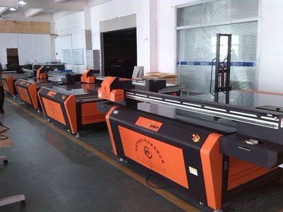 PU皮革上打印圖案的機械